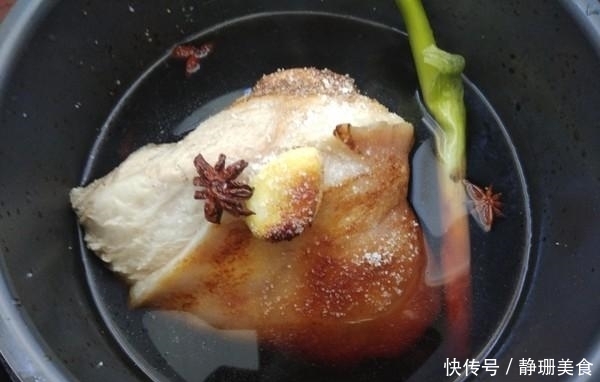 身上|猪身上最美味的地方,价格比排骨实惠,肉贩:看见不买太傻