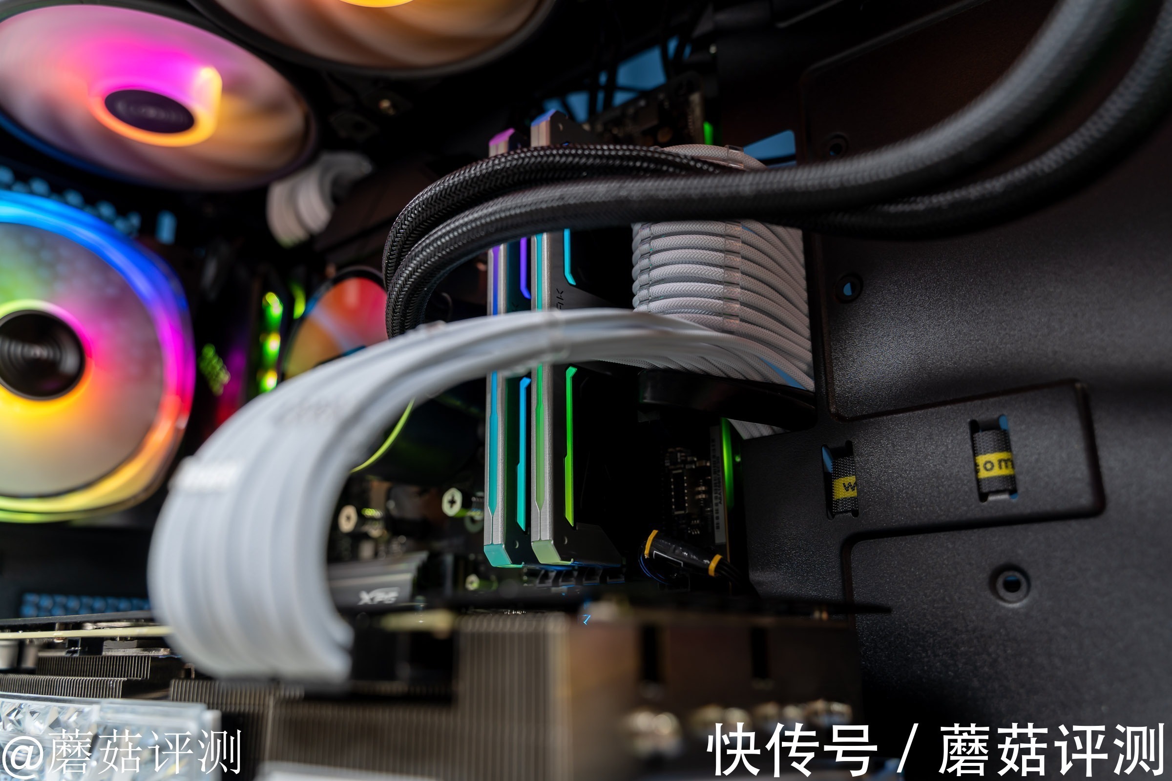 散热片|用料厚道，速度超快！威刚XPG翼龙S70固态硬盘PCIe4.0 测试