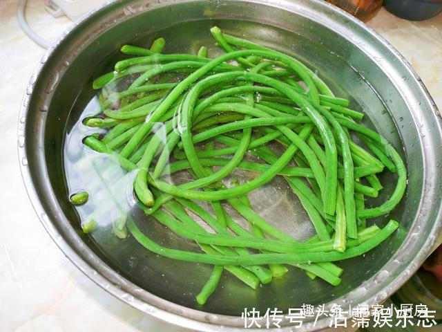 用豆角包饺子,是生的好还是焯水好,很多人做错了,难怪不好吃