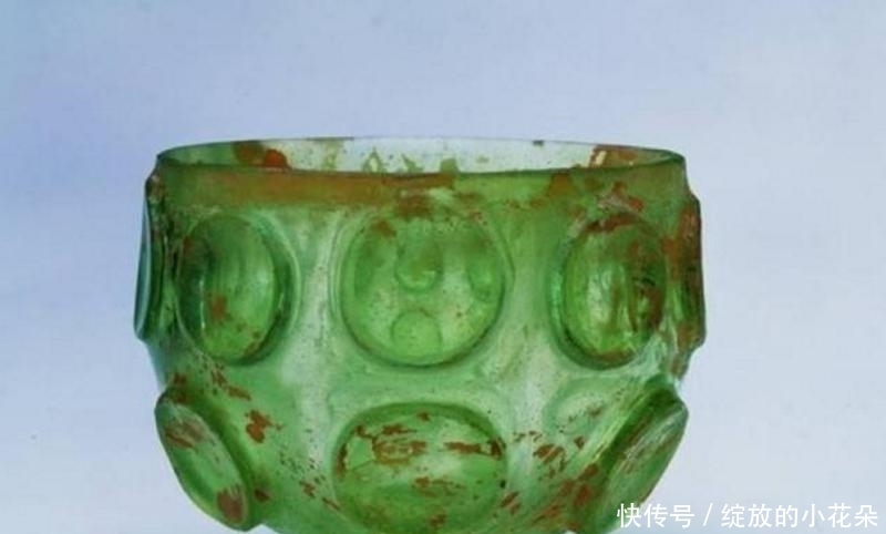 撤退|宁夏发现千年古墓,墓中有何物,专家慌忙撤退后请军队支援?