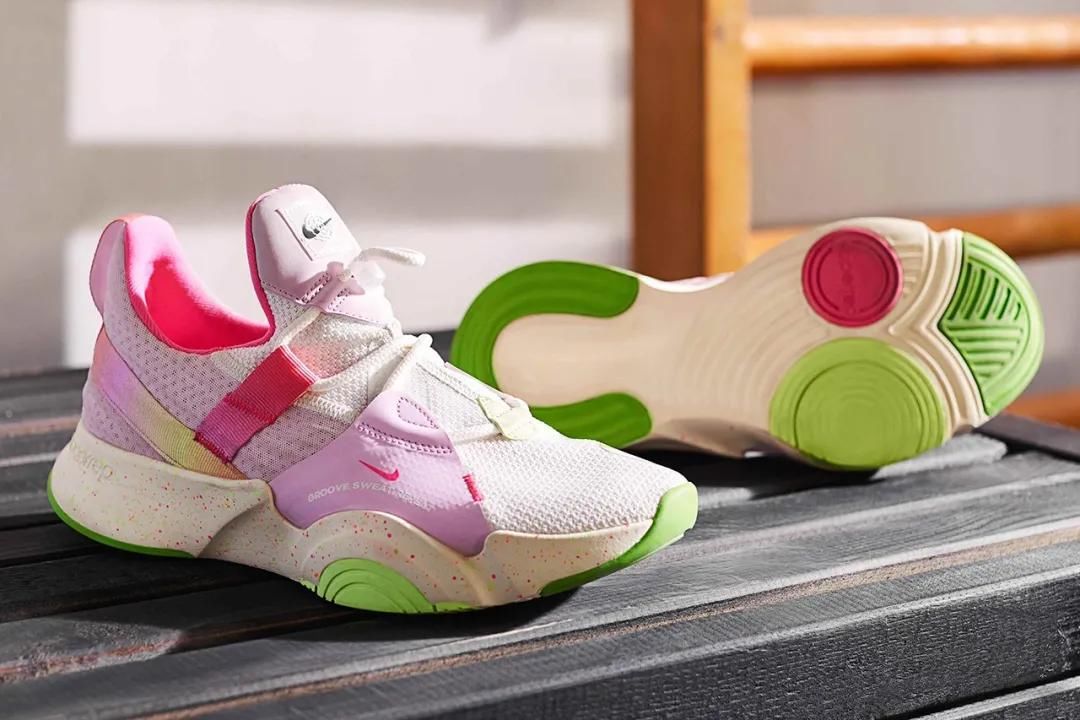 看完这出「新年球鞋」盛宴，竟然让我心甘情愿地掏空自己钱包