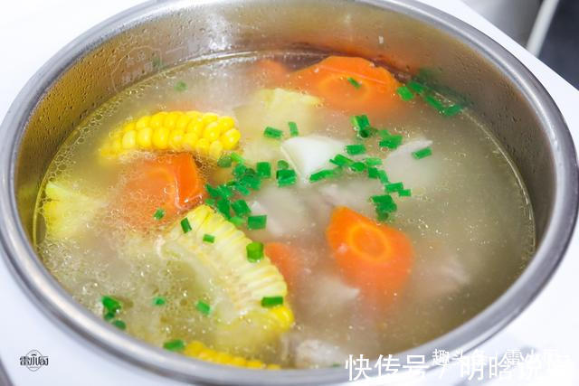 饭菜|家有读书娃,饭菜不将就,经常给孩子煲这碗汤,补充营养身体棒