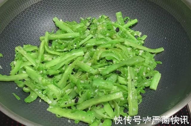 苦瓜|立秋了，这种瓜要多吃，教你3种做法，营养美味，解馋又滋补