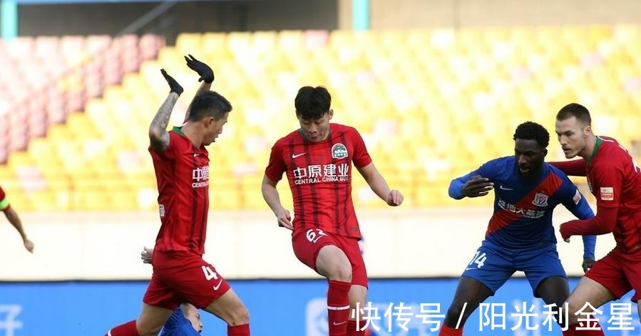 禁區(qū)|吳曦防守變助攻，多拉多梅開二度，河南嵩山龍門2-0上海申花