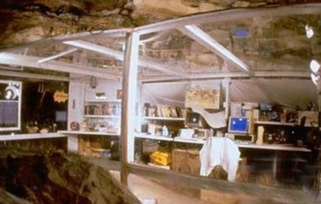 為證明時間不存在，英國科研人員讓一女性在地洞130天，結果如何