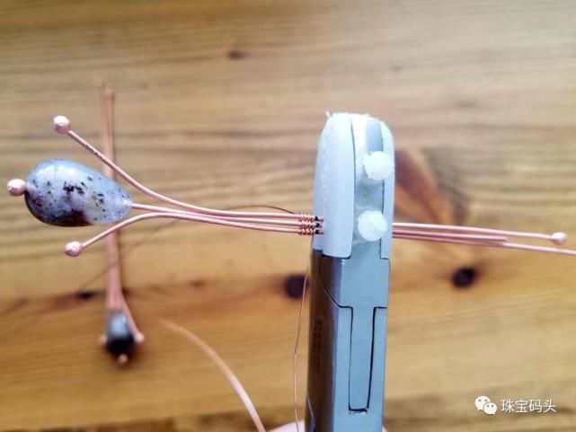 什么是绕线首饰？首饰绕线的教程与您分享……