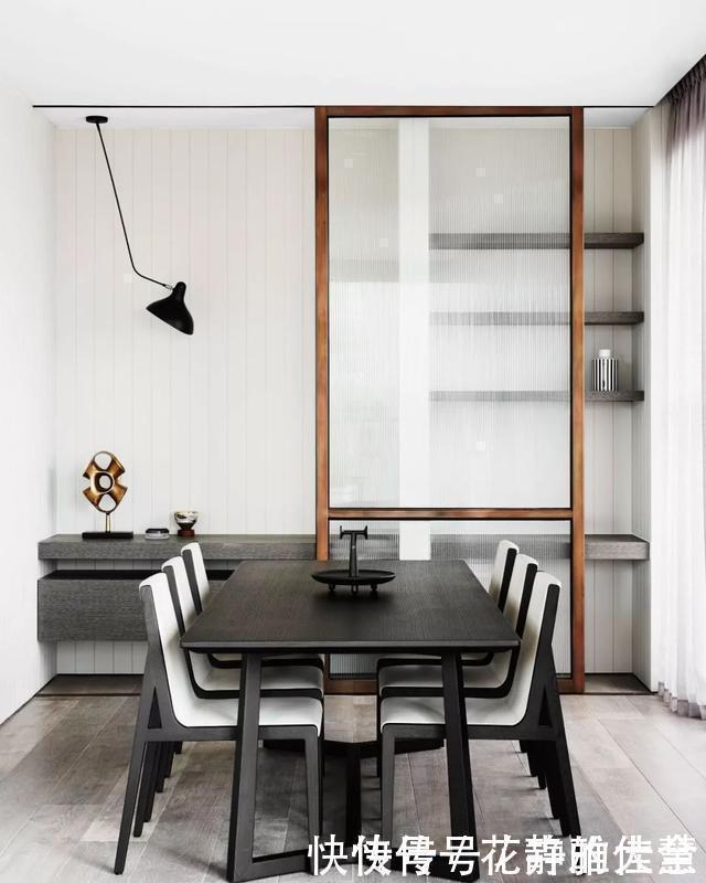 人家|越来越多人家里不装木门了，现在流行这样装，简约还不占地儿