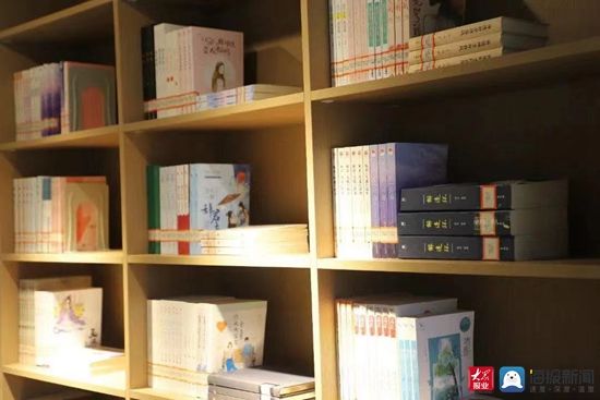 老东关馆！书香东港①｜雨天，到城市书房山东路馆、尚文馆、老东关馆品书香！