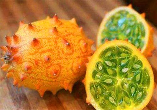 女性|女性到了中年 多吃4种食物，美容护肤，延缓衰老，养护肠胃