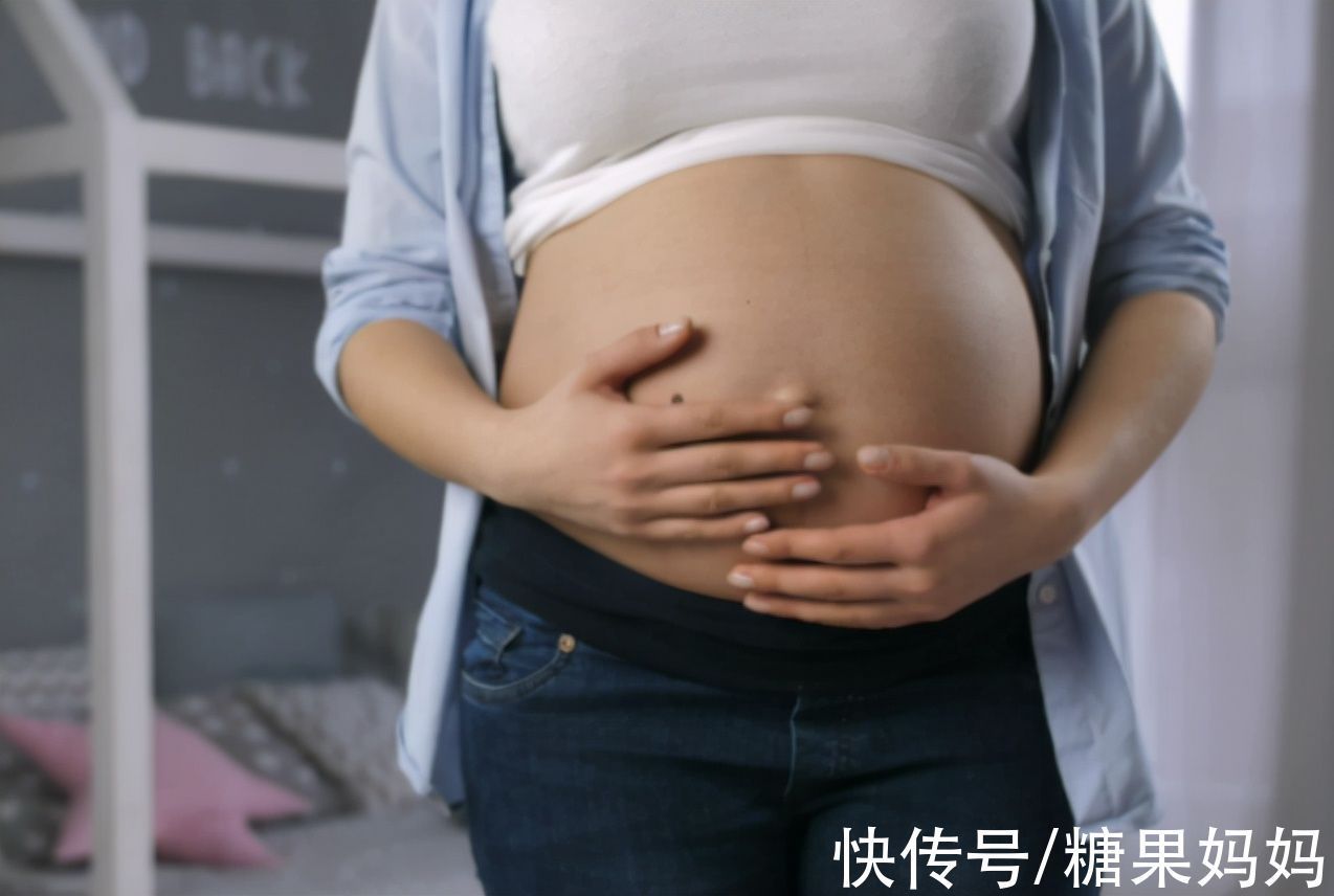 白线|准妈妈孕肚上的“神秘”黑线，能预知胎宝性别？那可不一定