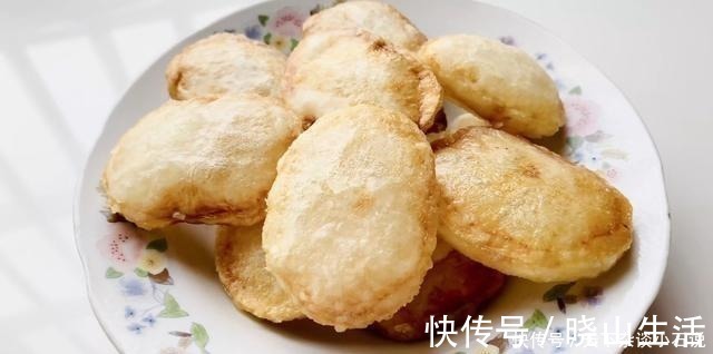 土豆不要再炒土豆丝了,教你新做法,家人都抢着吃,太香了