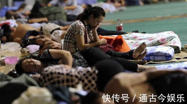 行为|孩子青春期行为有多怪异?在手上画伤口,这种“中二病”行为算吗