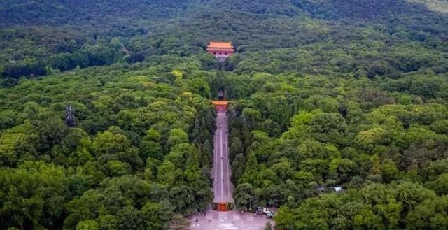 开国皇帝|明朝最早的皇帝陵,成为明清帝陵的典范之作,历史上没有被盗过