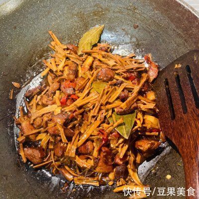 肥肉|外婆的味道：笋干炖肉