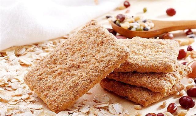 孕妇|怀孕后变嘴馋,是否为胎儿生长需要?馋归馋,有四种零食要少吃