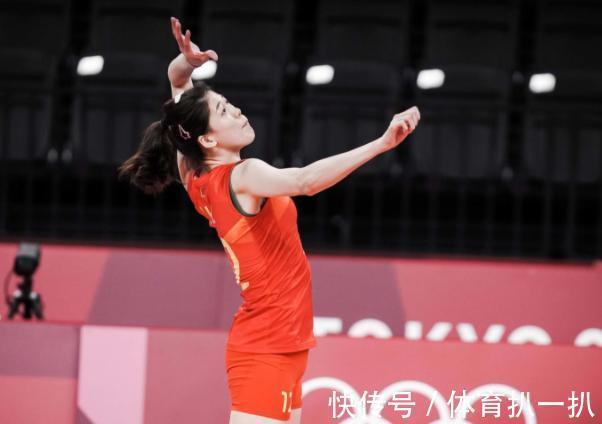 李盈莹|女排17岁新星留洋未得排协同意！朱婷恐要等一年，2国手困境相似