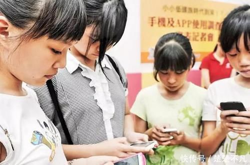 儿子|儿子因沉迷游戏,被爸爸游戏中追杀,儿子大哭我再也不玩了