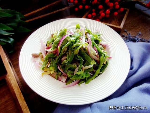 豆角丝|8月，这菜要常吃，营养价值很特别，适合秋补，这么做美味又低卡