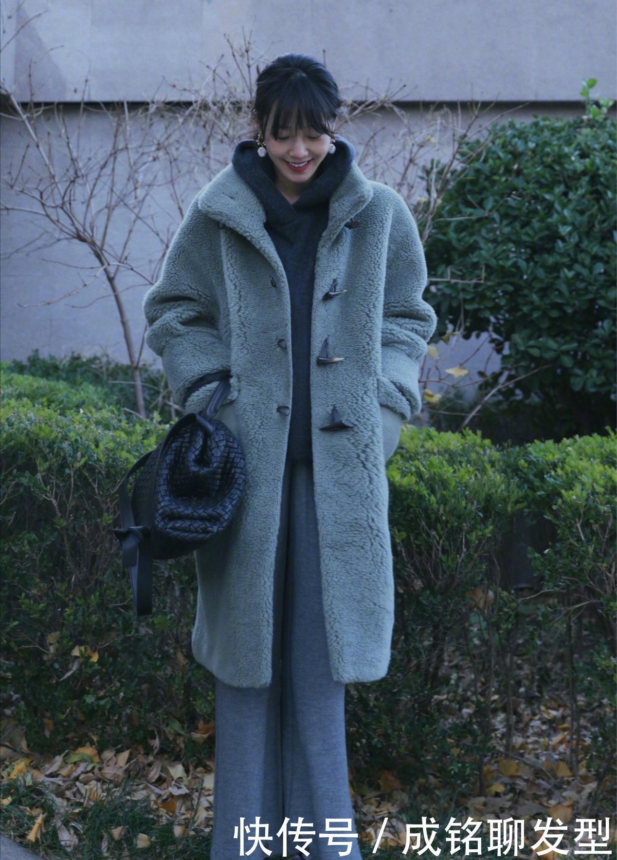 呢大衣|冬天别只穿毛呢大衣,摇粒绒外套来一件,保暖时尚令人上头