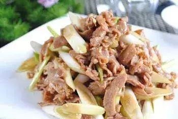 葱爆羊肉、红烧羊肉、孜然羊肉、烤羊肉串……8种羊肉做法！