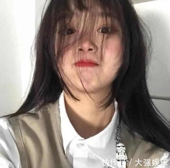 女孩子|笑起来超甜的女生,嘴唇才会具备这3点特征,全中是出了名的女神