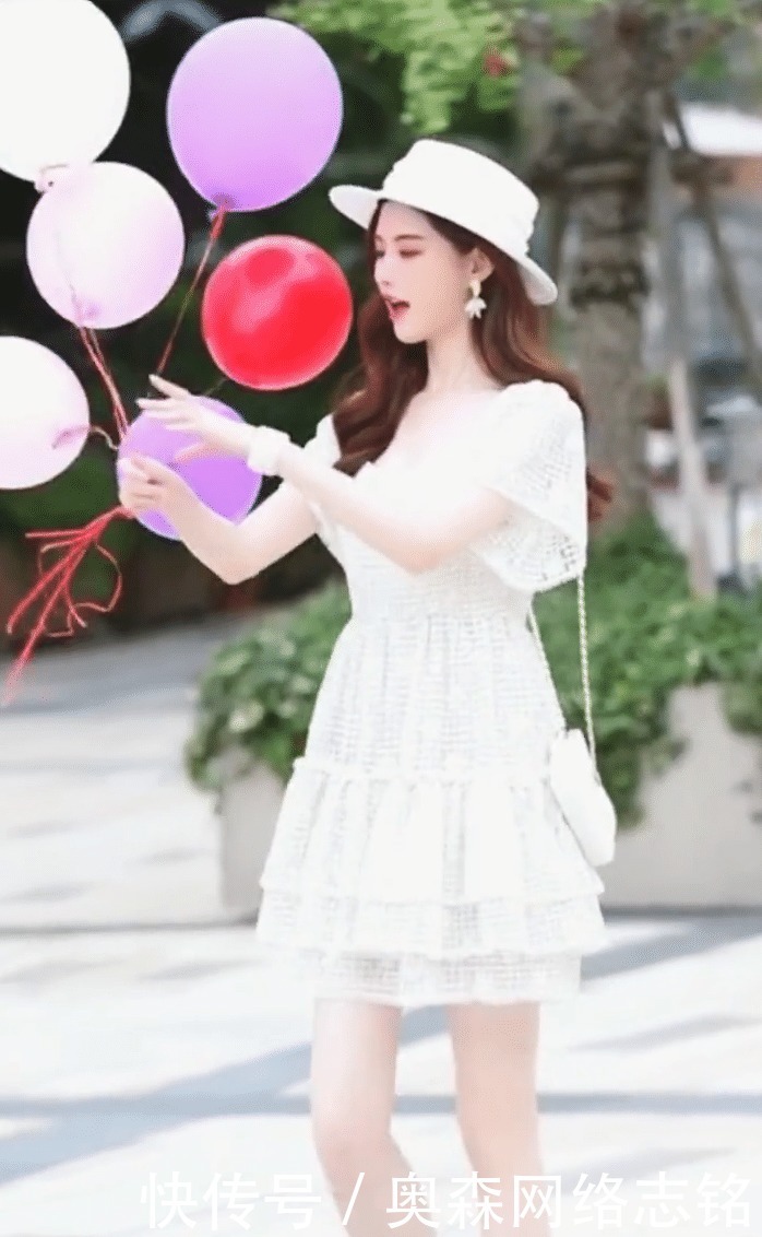 美女|向这样的美女告白,只需要气球是不是就可以了?