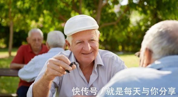 去世|为何多半老人过完70大寿，不久就去世了？医生：多半离不开3点！