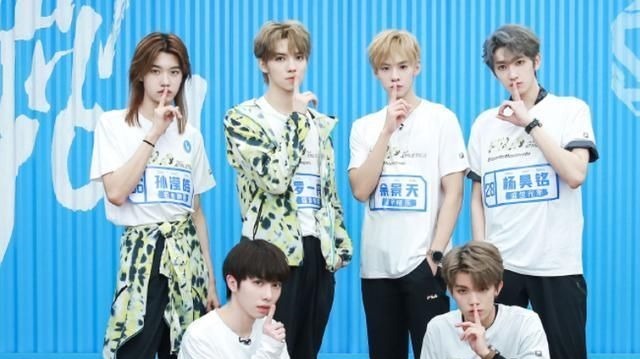 倒奶打投的背后,粉丝们的钱最终进了谁的腰包?