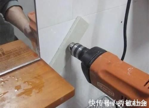钻孔|瓷砖这么打孔才不会开裂,师傅教的法子,打孔十分钟搞定!