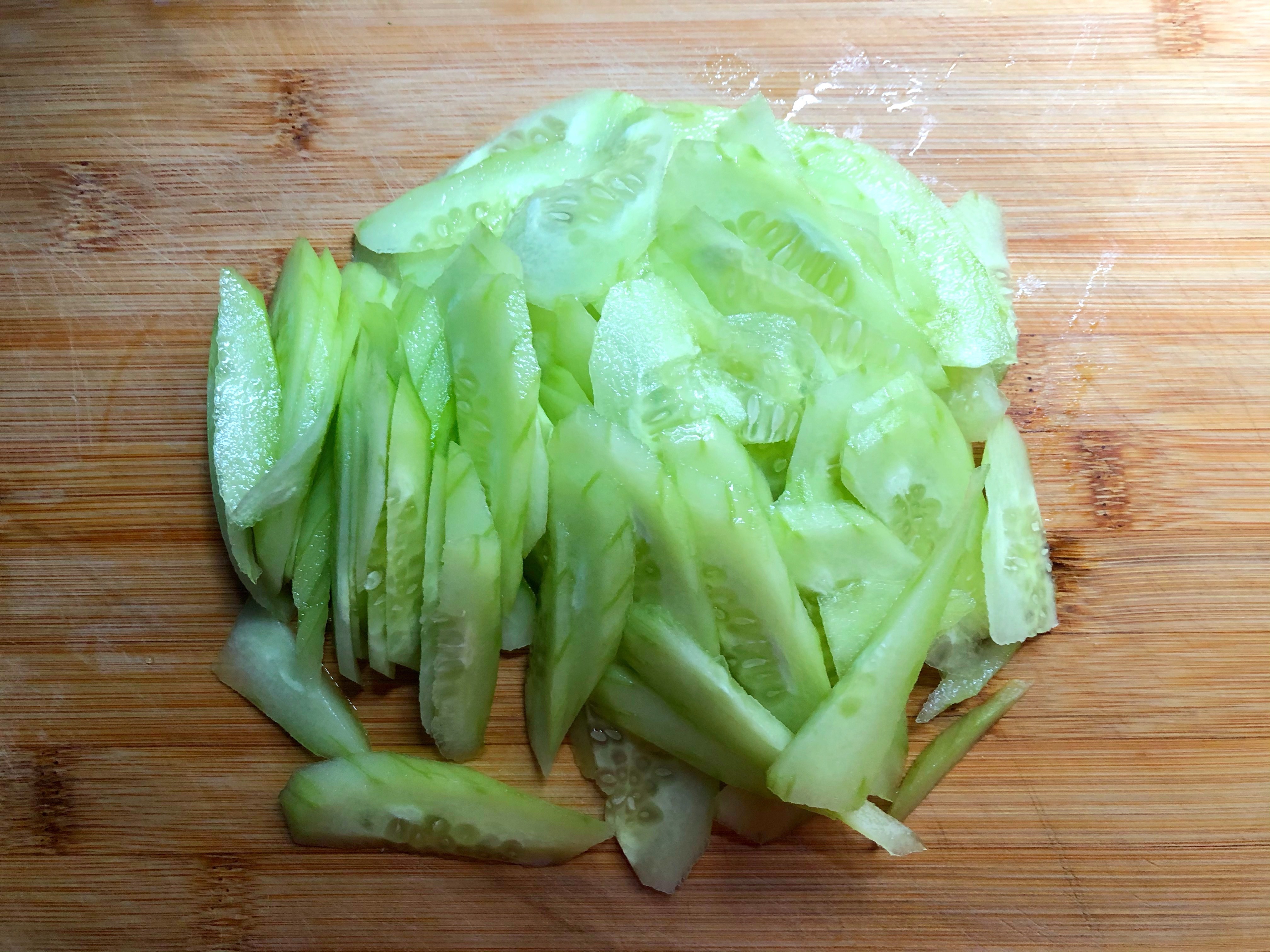 清肠|它和黑木耳天生是一对，简单炒一炒，清肠去脂又美味，别错过