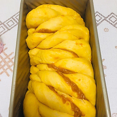 南瓜夹馅奶香土司