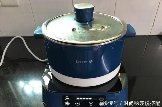 炒年糕|家常炒年糕,炒前多加一步,年糕软糯Q弹,入味好吃还不粘锅