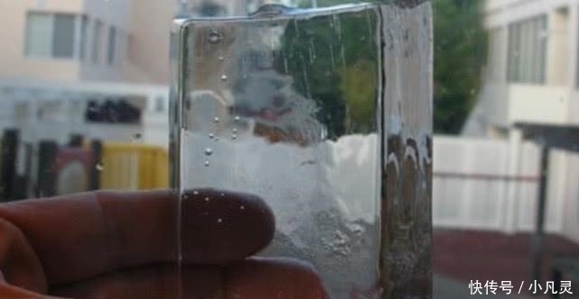 特色美食|为啥自己冻的冰块是白色的,可肯德基的冰块却是透明,看完就懂
