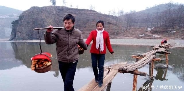 老祖宗|为何现在的亲戚不亲了?老祖宗的两句俗语说清楚了,句句扎心