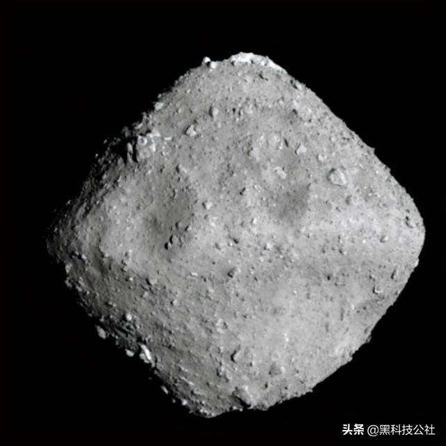 价值 为什么这颗小行星价值10000万亿美元？