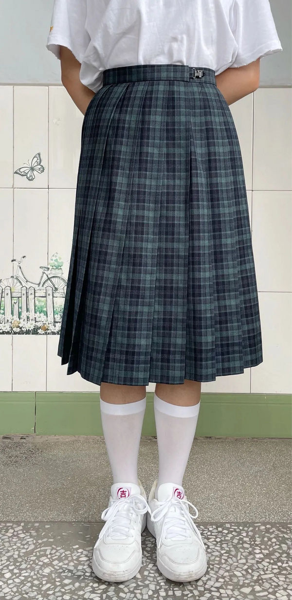 海苔|平价成品布JK制服【深夜幻境—海苔】测评，穿上就是满满的校供感～