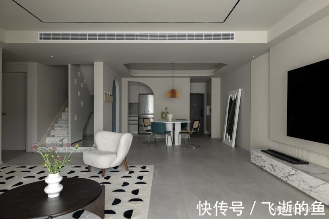 民宿|夏天的风，穿过了她的“百万民宿”