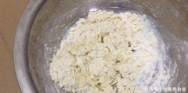 想吃椒盐油酥烧饼的不用买了,完整的做法,外酥里软,非常好吃!