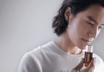 爸爸|救命!金主爸爸让你代言化妆品,你却差点把人祸祸到关门