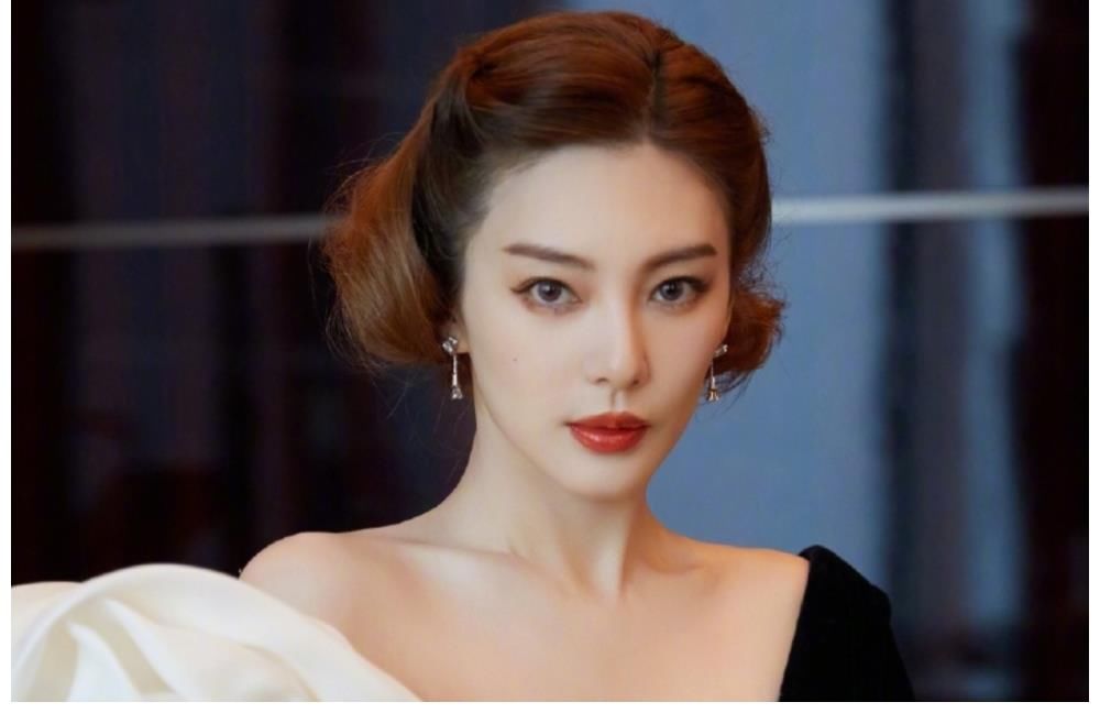 快樂家族|《快本》收視重回第一，張雨綺會取代謝娜嗎？低笑點早已不見