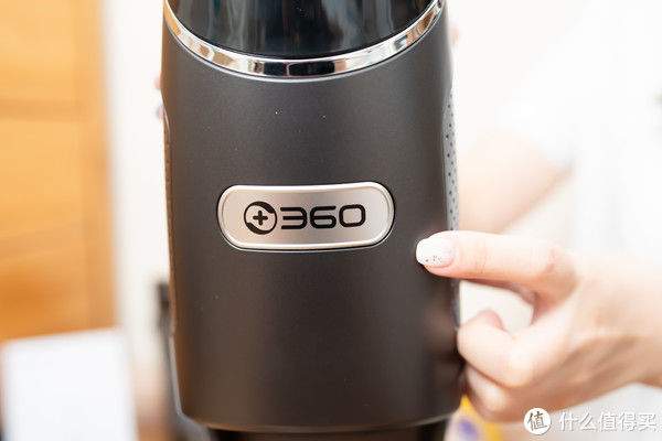 自从有了它,家里的地板每天都洁净如新!360 F100手持洗地机使用心得