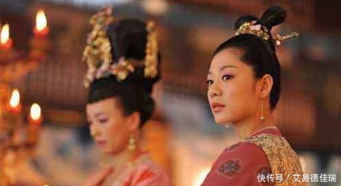 日暮汉宫传蜡烛,轻烟散入五侯家,这首唐诗讽刺杨贵妃吗?