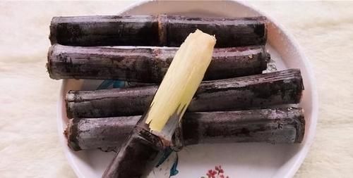 氨基酸|女性不想肚子鼓鼓，推荐常吃以下3种食物，排毒清肠，越吃越瘦