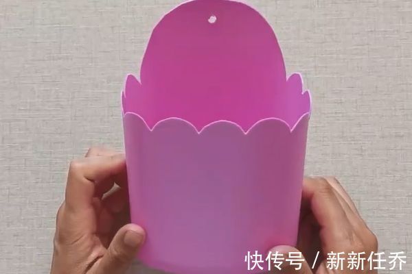 洗发水瓶不要扔，瓶身切一刀，放在卫生间，全家人都要抢着用