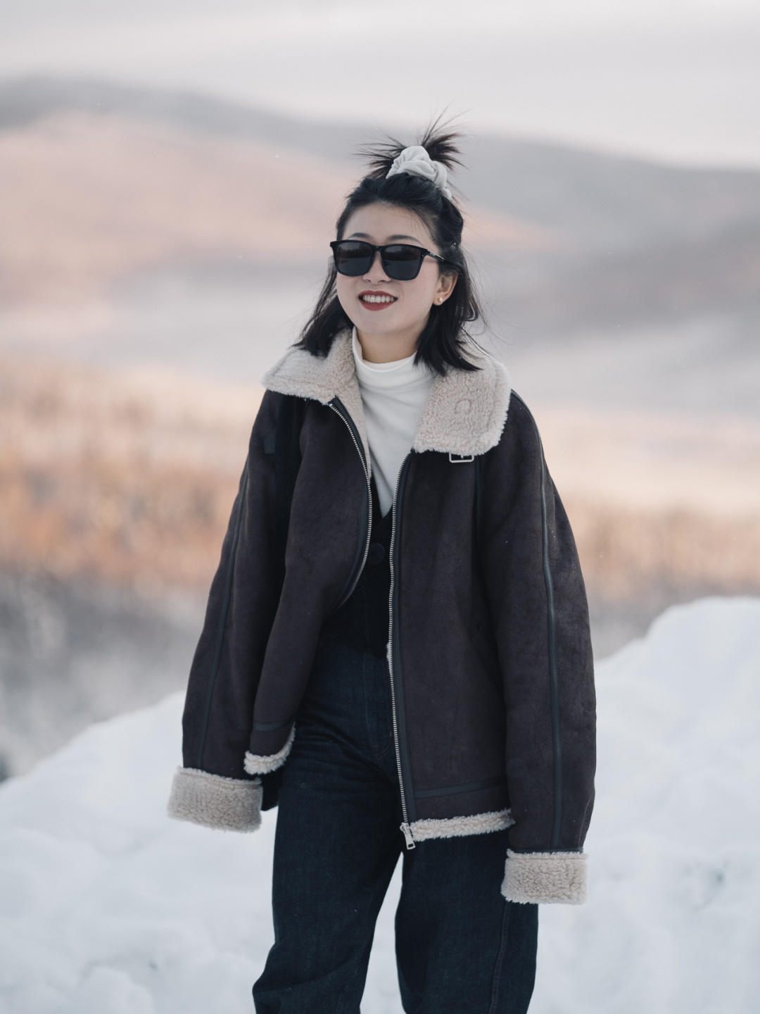 潮酷girl不容错过的“皮毛一体外套”,建议入手,上身即好看