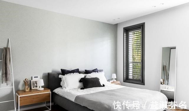 玻璃|以后有房我一定要这么装！以黑框玻璃为窗、为门，空间敞亮无比！
