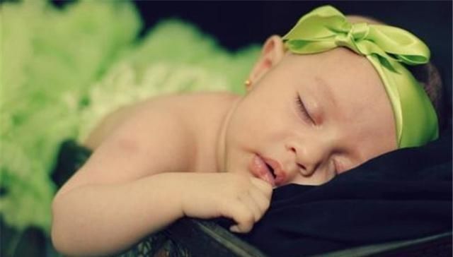 判断|告诉你从5个方面来判断孩子是否发育迟缓