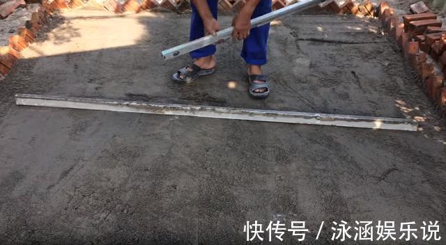 院子|老爸在家闲不住,用红砖铺院子,拼花效果比大理石还好看耐用