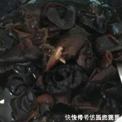 凉拌木耳|他叫“天然阿司匹林”,每三五吃一次,血管更加通畅,畅通血管