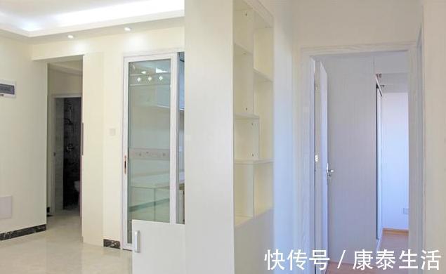 极简|装修极简风格非常满意，家具进场晾着通风中，晒晒！